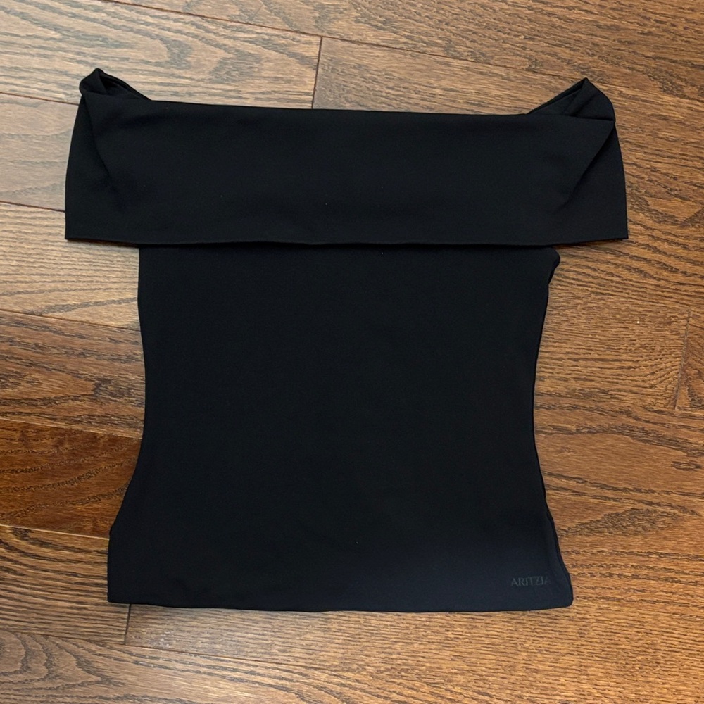 Aritzia Black Off-Shoulder Ravish Top